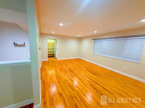 44 Judson Street Edison NJ 08837