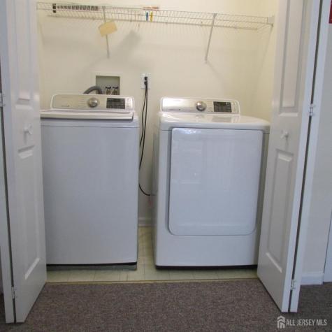 29 Tall Oaks Court Parlin NJ 08859