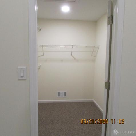 29 Tall Oaks Court Parlin NJ 08859