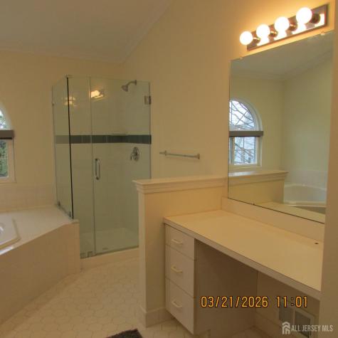 29 Tall Oaks Court Parlin NJ 08859
