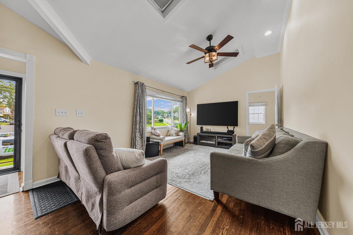 56 Rieder Road Edison NJ 08817