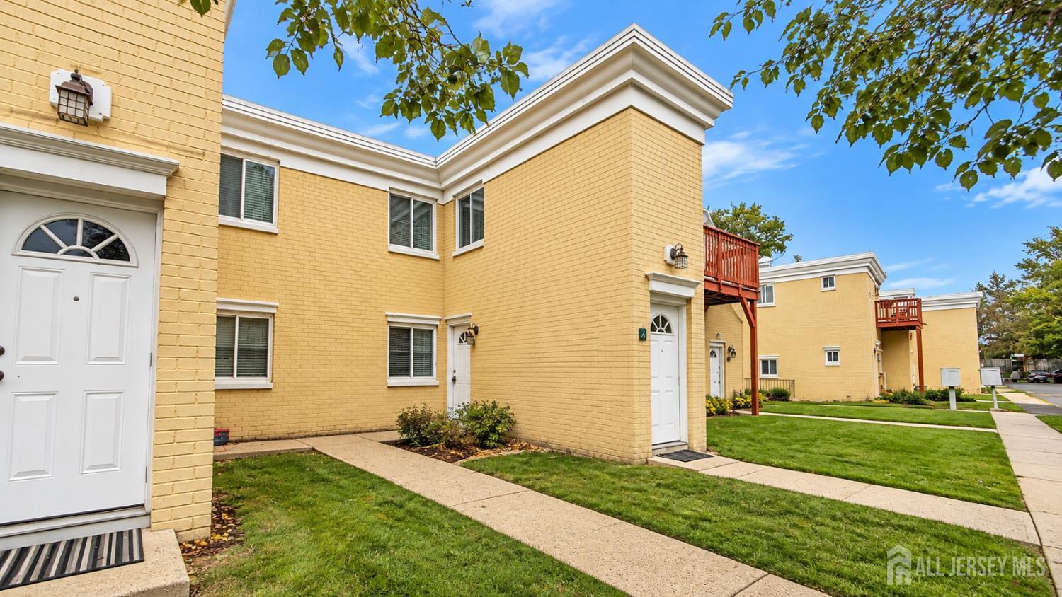 10 Lake Avenue East Brunswick NJ 08816