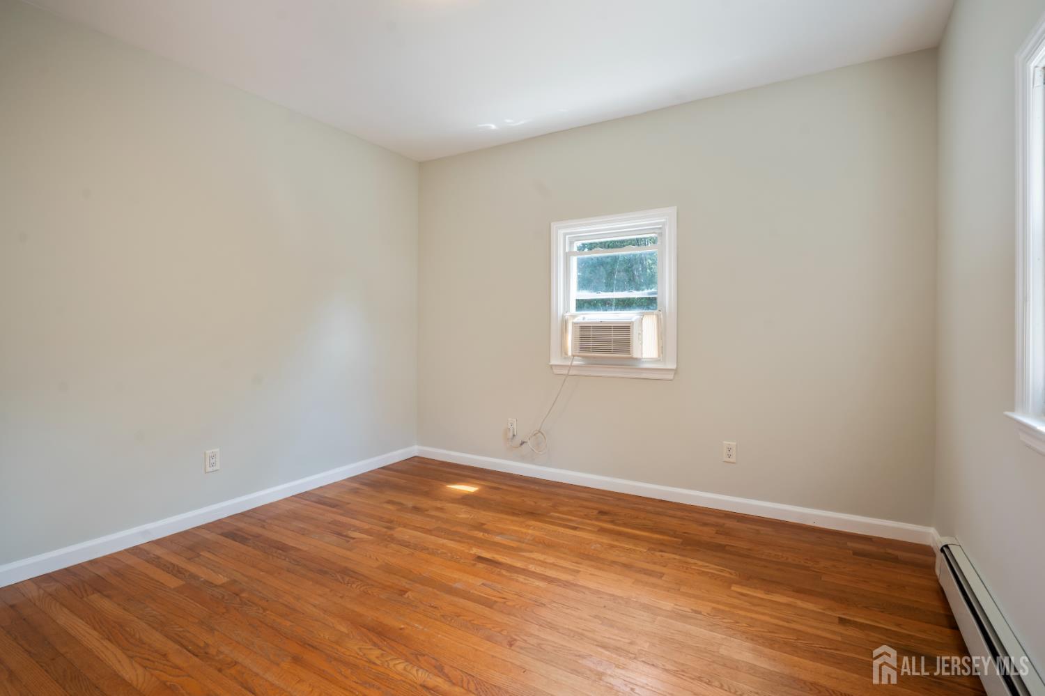 30 Runyon Avenue Edison NJ 08817