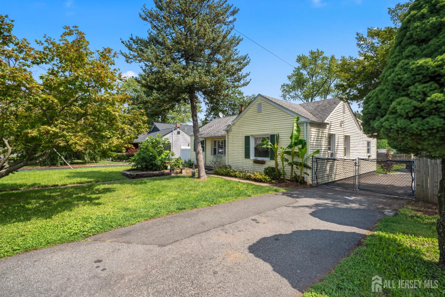 30 Runyon Avenue Edison NJ 08817