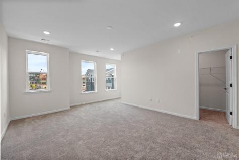 204 Lyla Lane New Brunswick NJ 08901