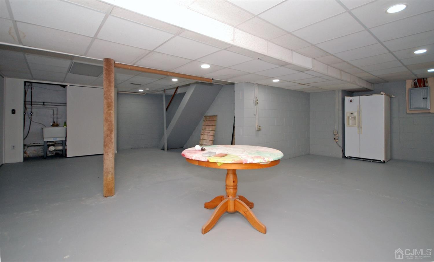1 Wellington Court Sayreville NJ 08872