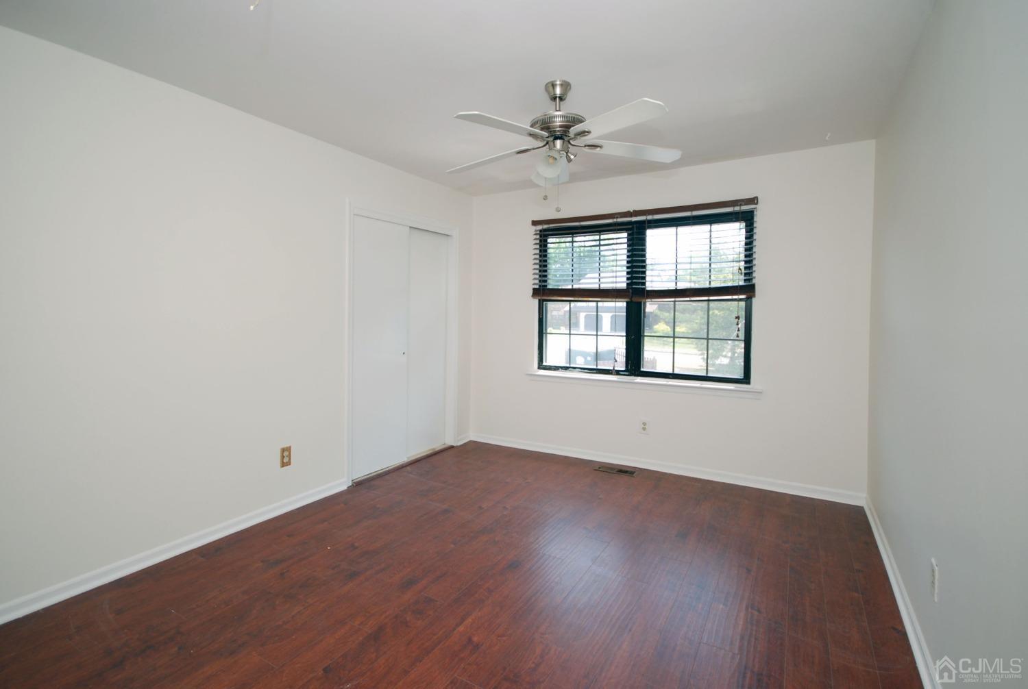 1 Wellington Court Sayreville NJ 08872