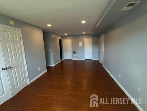 332 College Drive Edison NJ 08817