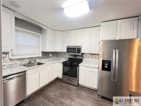 406 Cranbury Road East Brunswick NJ 08816
