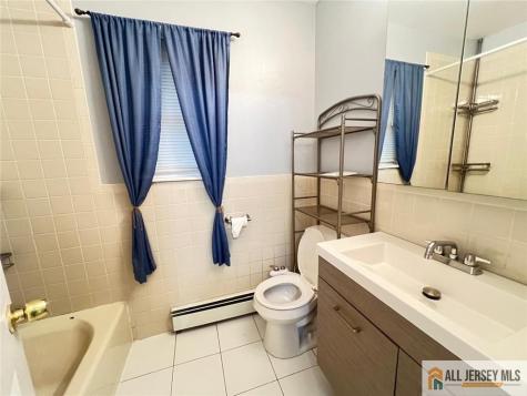 406 Cranbury Road East Brunswick NJ 08816