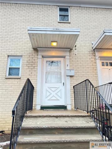 406 Cranbury Road East Brunswick NJ 08816