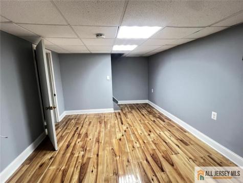 406 Cranbury Road East Brunswick NJ 08816