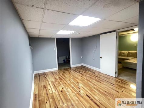 406 Cranbury Road East Brunswick NJ 08816