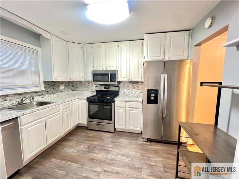 406 Cranbury Road East Brunswick NJ 08816