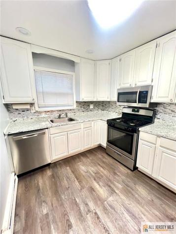 406 Cranbury Road East Brunswick NJ 08816
