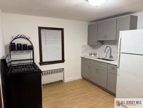 18 Fountain Street East Brunswick NJ 08816