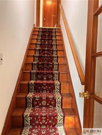 18 Fountain Street East Brunswick NJ 08816