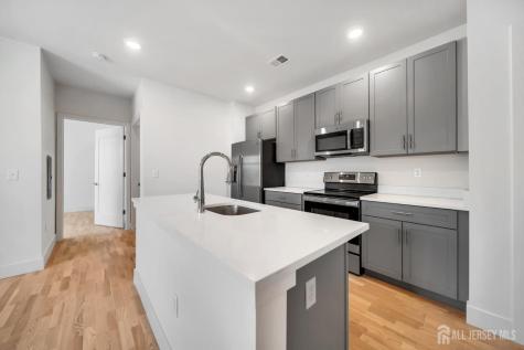 1037 Amboy Avenue Edison NJ 08837