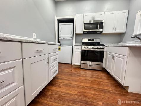 51 Poe Avenue Newark NJ 07106