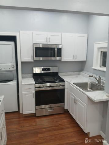 51 Poe Avenue Newark NJ 07106