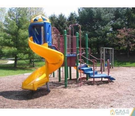 5 Pembrook Avenue North Brunswick NJ 08902