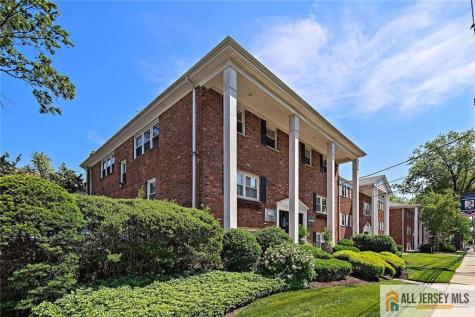 2105 Saint Georges Avenue Rahway NJ 07065