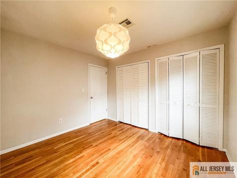 2105 Saint Georges Avenue Rahway NJ 07065