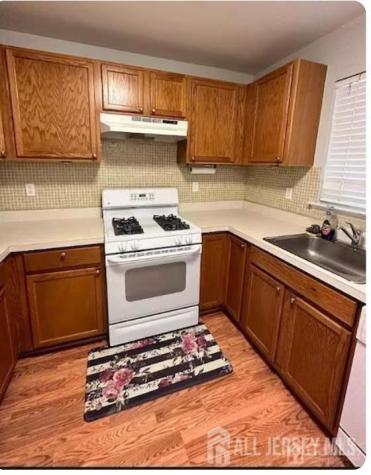 36-B 36 B Henry St Street Franklin Twsp NJ 08873
