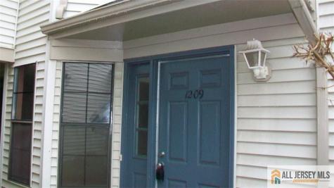 1209 Harbor Club Drive Sayreville NJ 08859