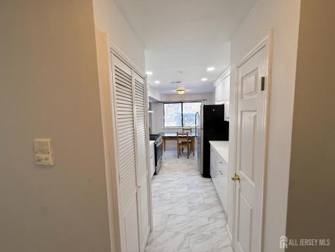 513 Edison Glen Terrace Edison NJ 08837