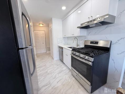 513 Edison Glen Terrace Edison NJ 08837