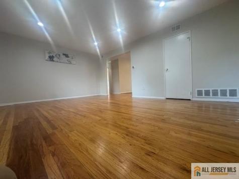 37 Judson Street Edison NJ 08837