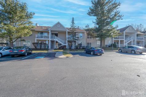 29 Amberly Court Franklin NJ 08823