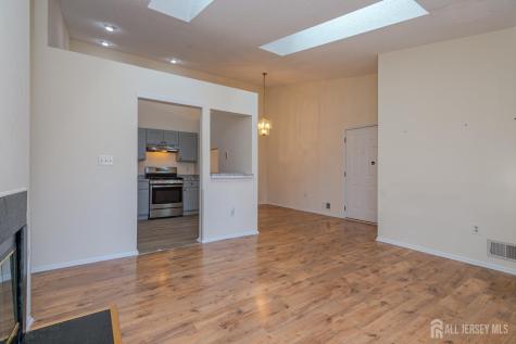 29 Amberly Court Franklin NJ 08823