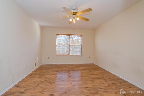 29 Amberly Court Franklin NJ 08823