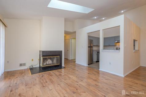 29 Amberly Court Franklin NJ 08823