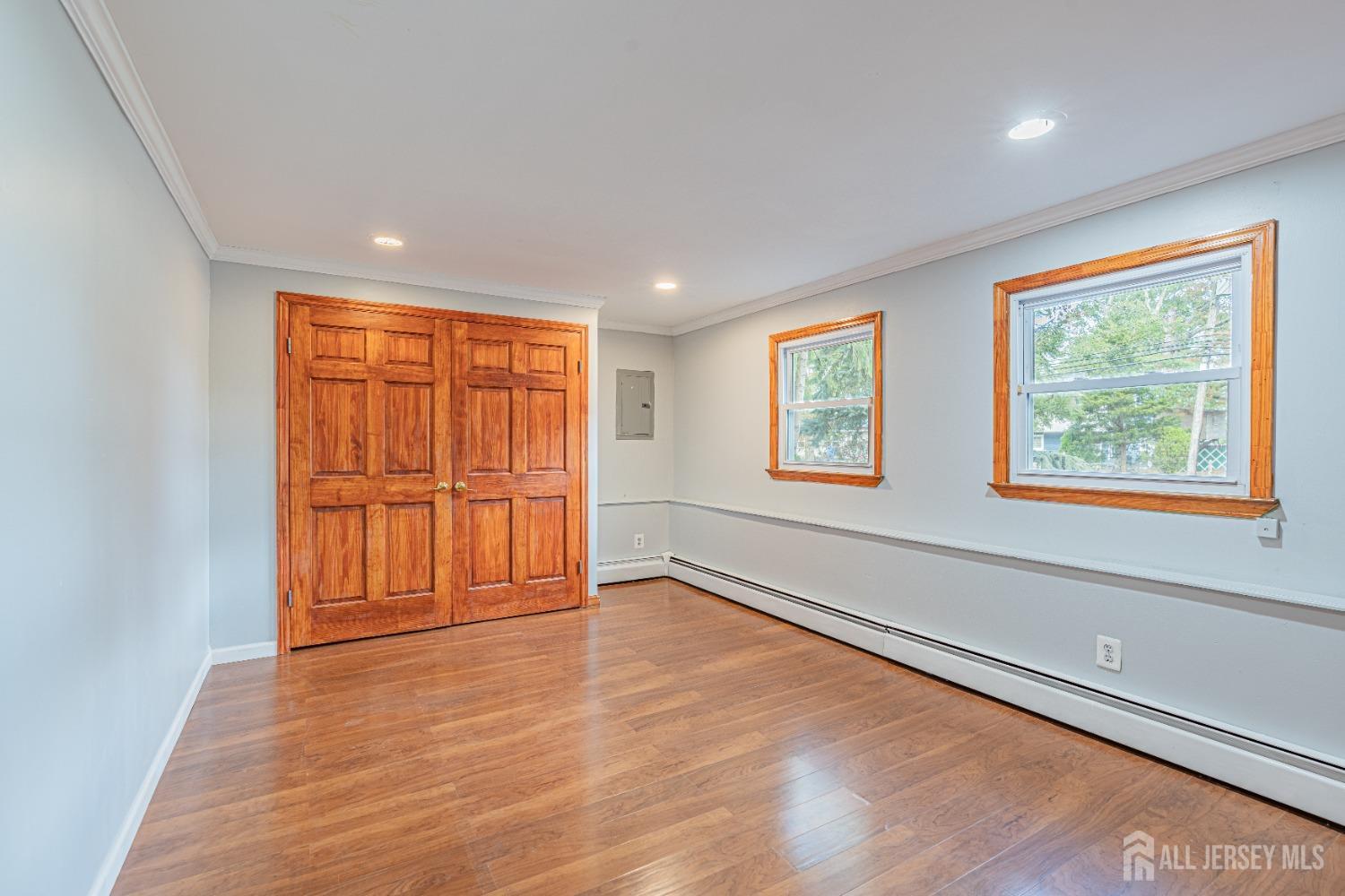 927 Wood Avenue Edison NJ 08820