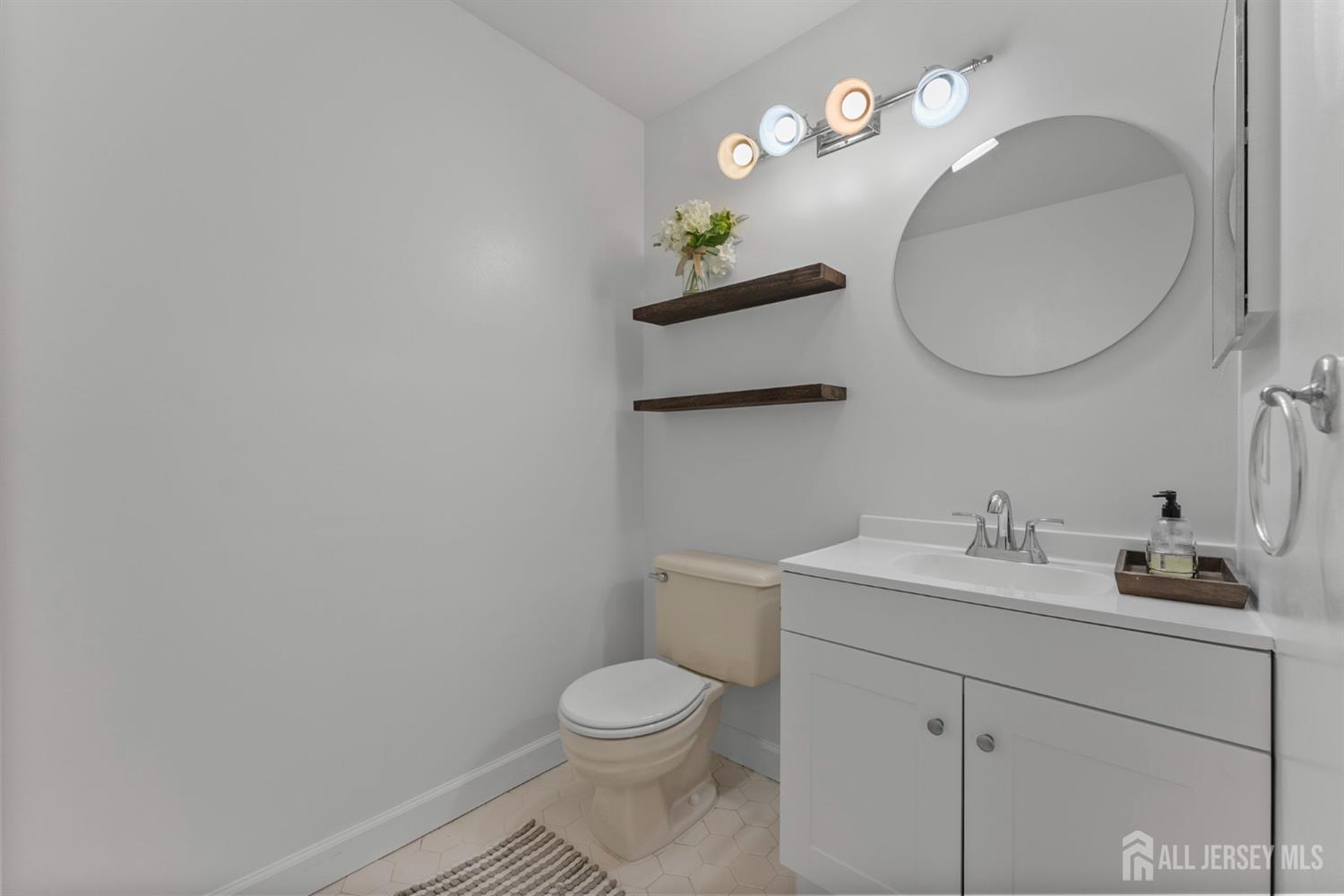 85 Caitlin Court Franklin NJ 08823