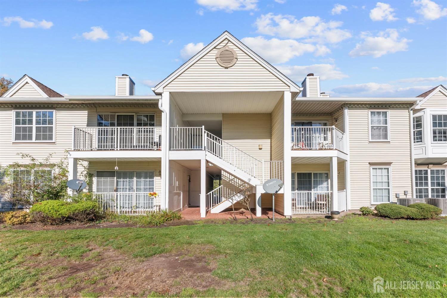 85 Caitlin Court Franklin NJ 08823