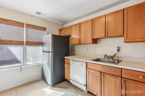 544 Great Beds Court Perth Amboy NJ 08861