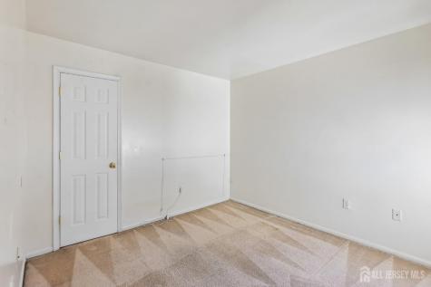 544 Great Beds Court Perth Amboy NJ 08861
