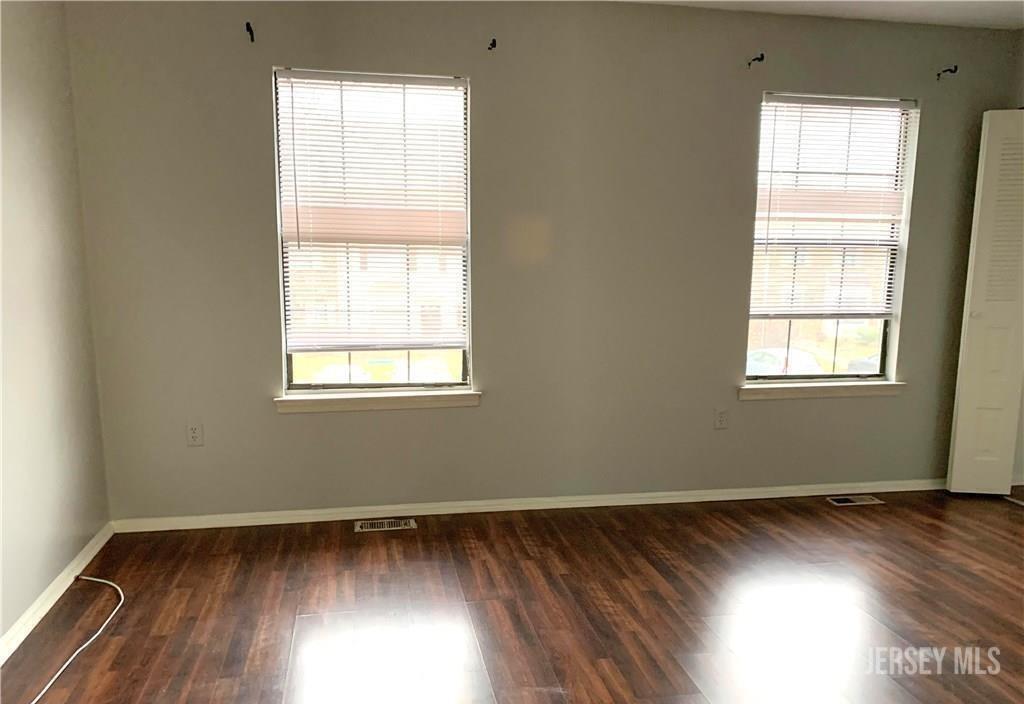 536 Manchester Court Piscataway NJ 08854