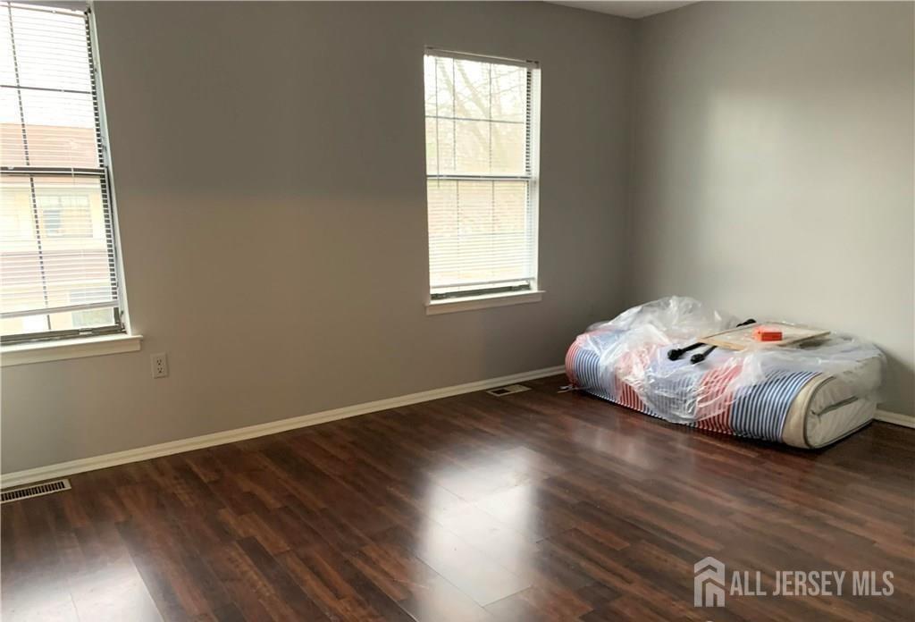 536 Manchester Court Piscataway NJ 08854