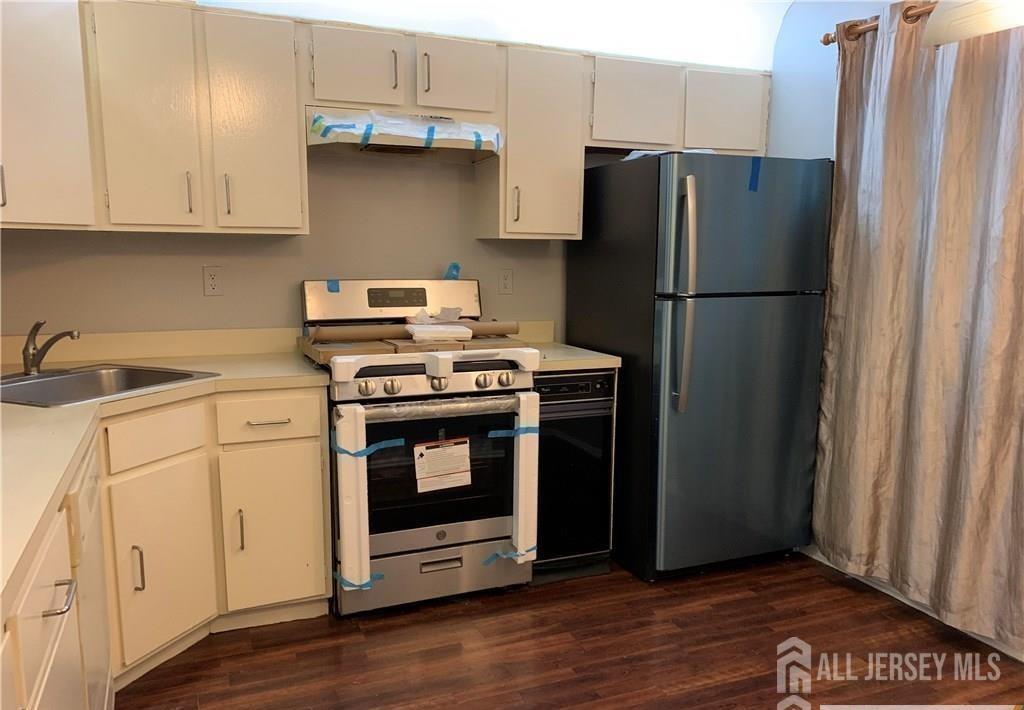 536 Manchester Court Piscataway NJ 08854