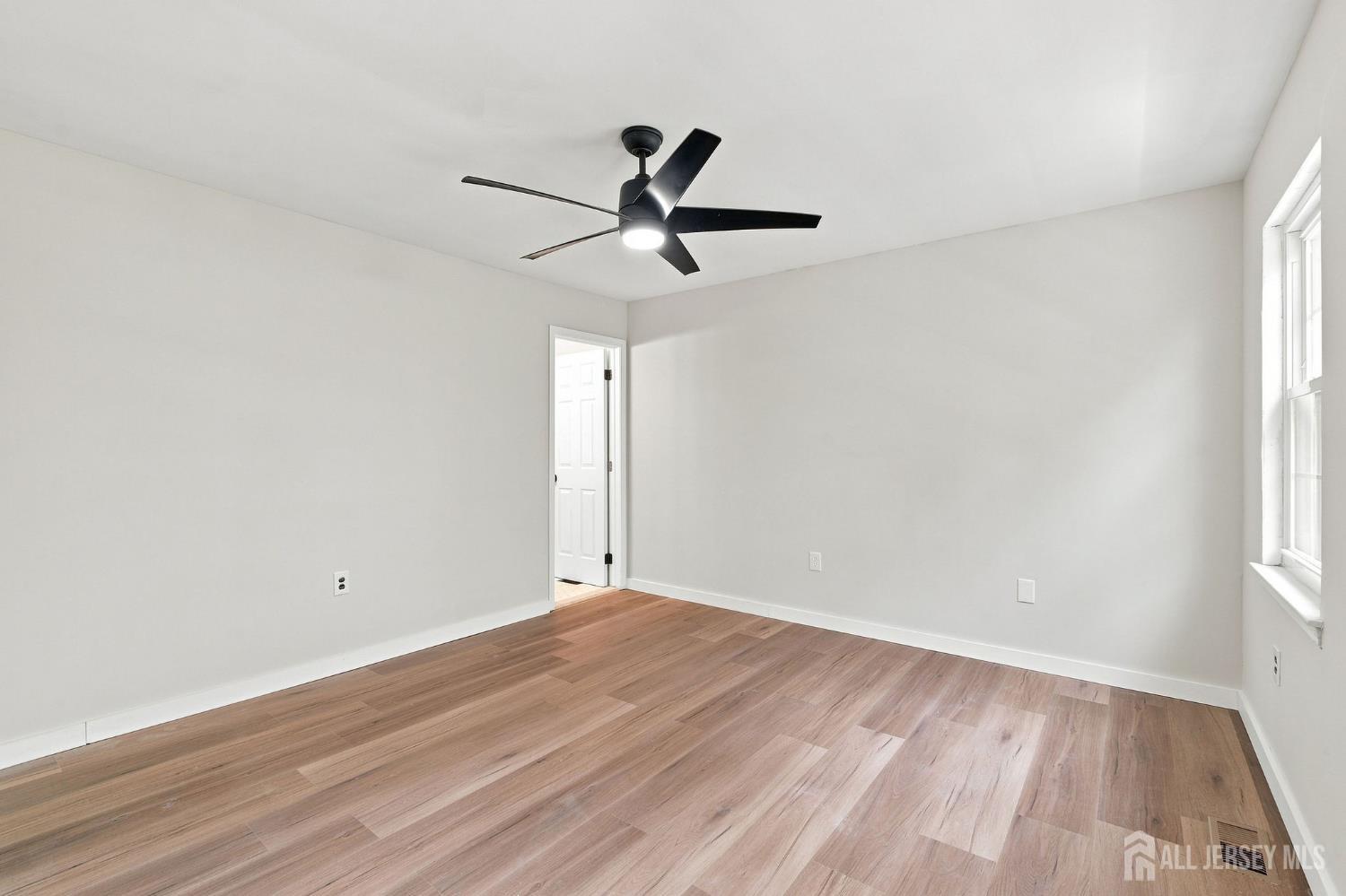 106 Wilshire Court Old Bridge NJ 08857