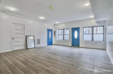 9017 Riverside Place North Bergen NJ 0747