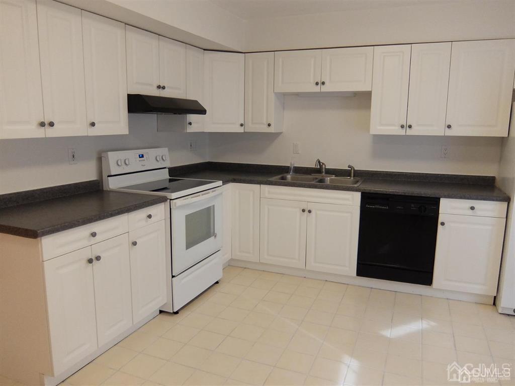 35 Sayre Drive Plainsboro NJ 08540