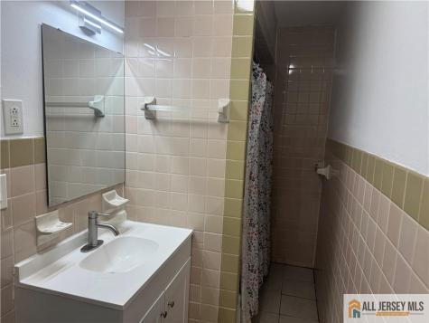 64 Whitehead Avenue South River NJ 08882