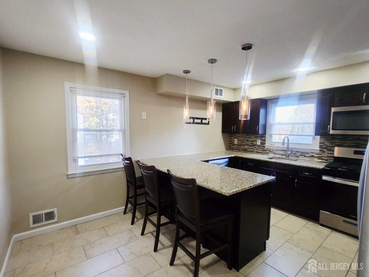 533 3rd Avenue North Brunswick NJ 08902
