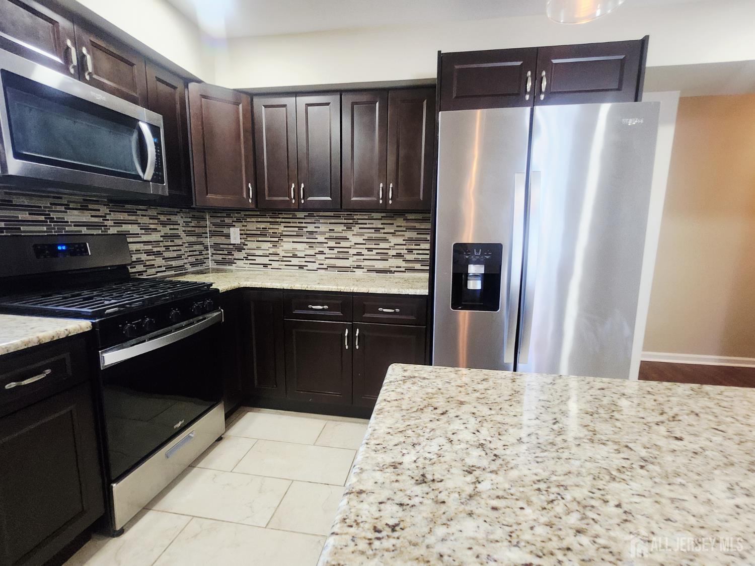 533 3rd Avenue North Brunswick NJ 08902